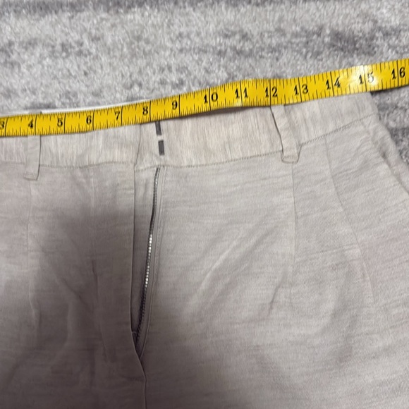 The Effortless Pant™ Linen Aritzia - Picture 11 of 13